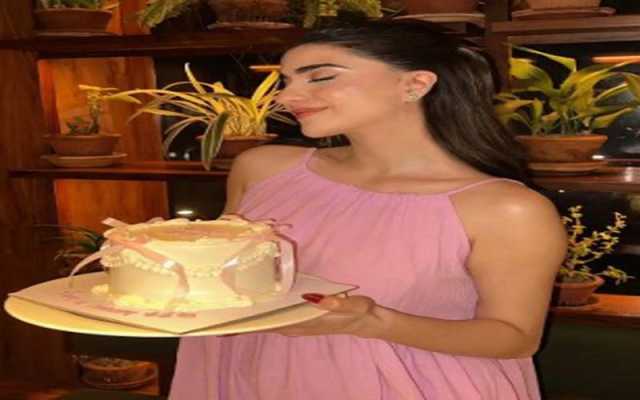 سپر سٹار معمر رانا کی بیٹی کی 26ویں سالگرہ کی دلکش تصاویر سوشل میڈیا پر وائرل