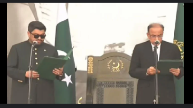 جسٹس محمد جنید غفار نے چیف جسٹس سندھ ہائیکورٹ کا حلف اٹھا لیا