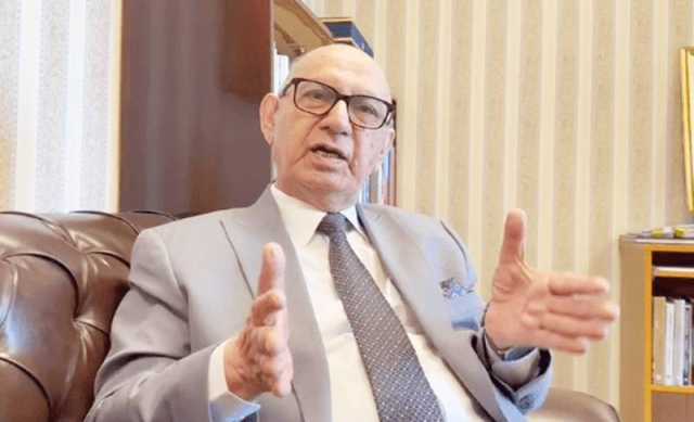 کوئی ایسا حربہ نہیں کریں گے جس سے خیبرپختونخوا کسی بحران میں چلا جائے:سینیٹر عرفان صدیقی