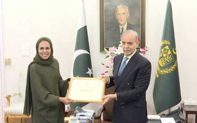 وزیراعظم سے نانگا پربت سر کرنے والی پہلی قطری خاتون کوہ پیماء شیخہ اسماء الثانی کی ملاقات