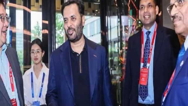 وفاقی وزیر صحت گلوبل ہیلتھ فورم میں شرکت کیلئے بیجنگ پہنچ گئے