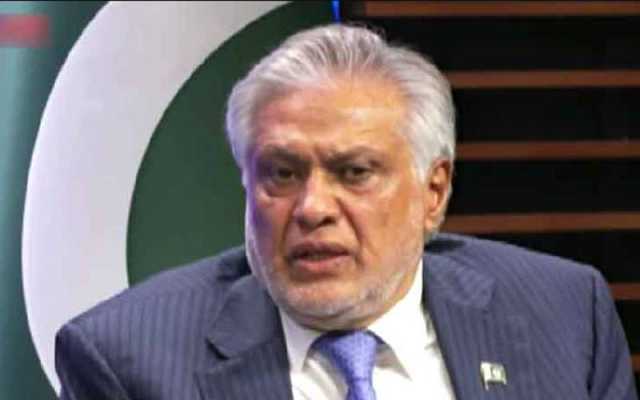 بانی پی ٹی آئی سیاست میں آنے سے پہلے چندے کیلئے میرے پاس آتے تھے: اسحاق ڈار