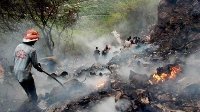 ایئربلیو طیارہ حادثے کو 15 سال بیت گئے، زخم آج بھی تازہ