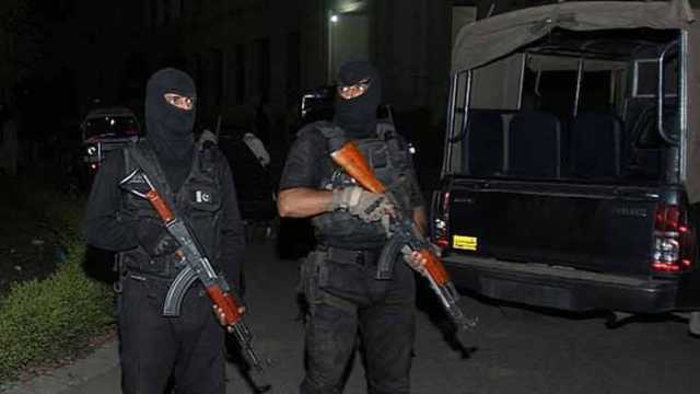 کراچی: سی ٹی ڈی سے فائرنگ کا تبادلہ، چائنیز پر حملے میں ملوث 3 دہشتگرد ہلاک
