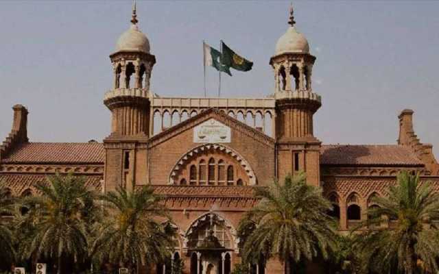پولیس مقابلے میں ممکنہ ہلاکت کیس: لاہور ہائیکورٹ نے آئی جی پنجاب اور دیگر فریقین کو کارروائی سے روک دیا گیا۔