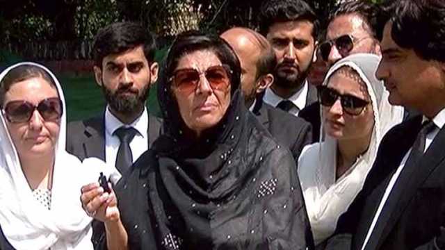 حکمران بانی پی ٹی آئی کے بیٹوں سے خوفزدہ ہیں: علیمہ خان