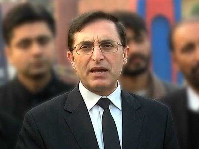 کچھ لوگ سسٹم لپیٹنا چاہتے ہیں ، سزائوں کا فیصلہ چیلنج کریں گے : بیرسٹر گوہر