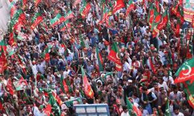 تحریک انصاف نے اسلام آباد جلسہ منسوخ کر کے احتجاجی حکمت عملی تبدیل کر دی