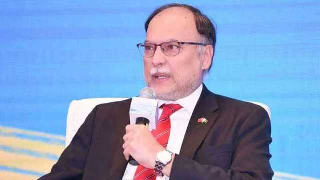 پاک چین اکنامک کوریڈور خطے کی ترقی کا منصوبہ ہے: احسن اقبال