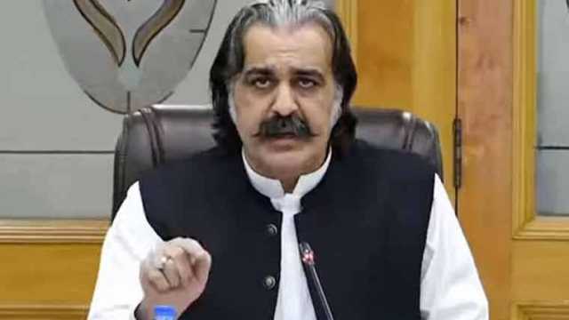 دہشتگردی کے خاتمے کیلئے پوری قوم فورسز کیساتھ ہے: علی امین گنڈا پور