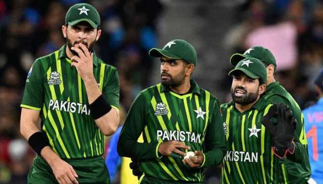 ایشیاکپ کے اسکواڈکیلئے اجلاس، سینئر کھلاڑیوں کےتجربےسےفائدہ اٹھانے پرغور