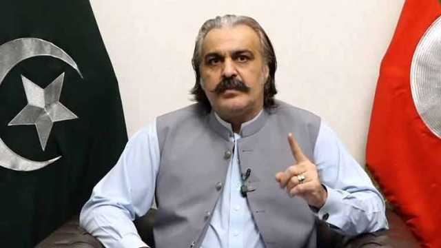 وزیراعلیٰ خیبرپختونخوا علی امین گنڈاپور اپنے ہی ساتھیوں پر برس پڑے