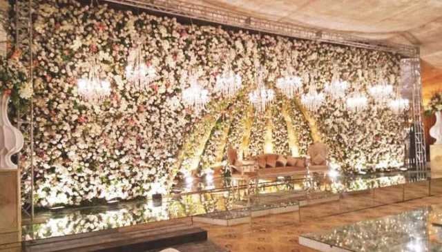 سرکاری افسر کی بیٹی کی 24 کروڑ روپے سے زائد کی شاہانہ شادی، صرف سجاوٹ پر 4 کروڑ خرچ کیے گئے