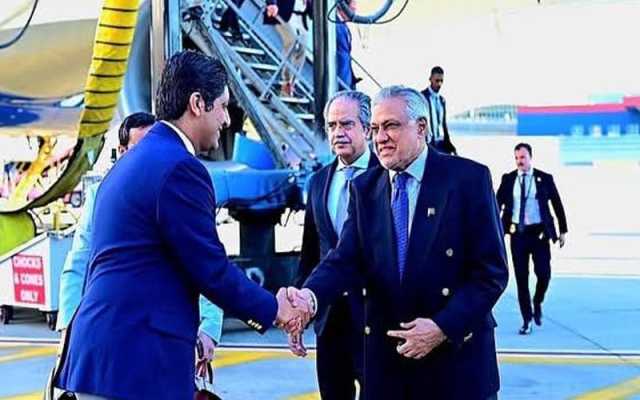 نائب وزیراعظم اسحاق ڈار نیویارک پہنچ گئے، جنرل اسمبلی اجلاس میں شرکت کریں گے۔