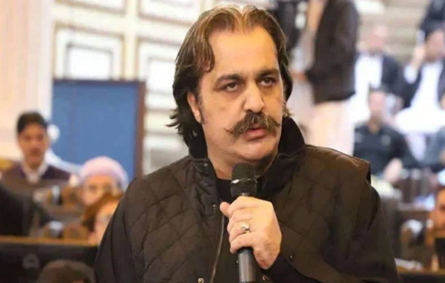علی امین گنڈاپور نے اسلام آباد میں اپنا قیام طویل کرلیا