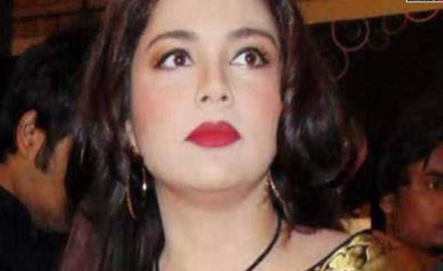 کالج میں ہر تین چار ماہ بعد کسی پر دل جاتا تھا ۔اب تو تعداد بھی یاد نہیں, فائزہ حسن کا انکشاف
