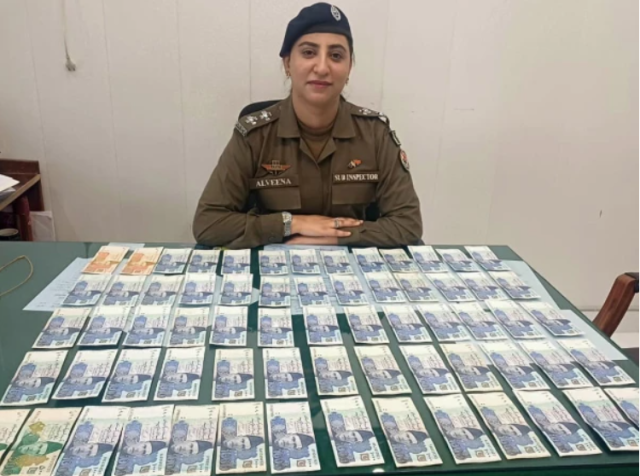 راولپنڈی؛ گھر سے طلائی زیورات چرانے والی ملازمہ اپنی والدہ سمیت گرفتار، رقم برآمد