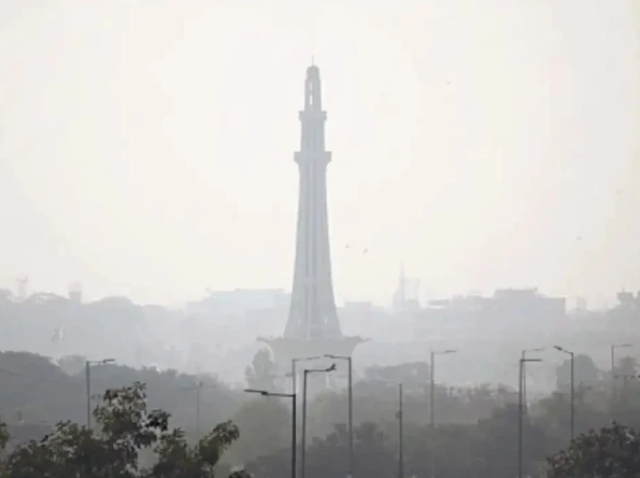 لاہور دنیا کا آلودہ ترین شہر، پاکستان فضائی آلودگی میں پہلے نمبر پر آگیا