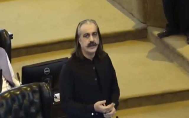 صوبے میں امن وامان اور دہشتگردی کا مسئلہ، اس کا ایک ہی حل ہے کہ بانی پی ٹی آئی کے ساتھ بیٹھیں: علی امین گنڈاپور