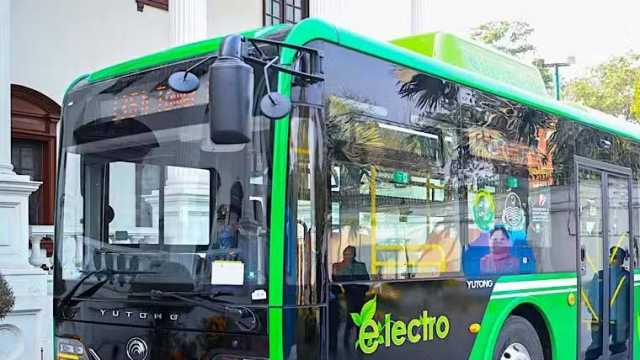 راولپنڈی میں الیکٹرک بسیں چلانے کے لیے منصوبہ تیار