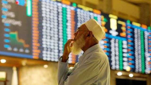 پاکستان سٹاک ایکسچینج میں کاروباری ہفتے کے پہلے روز شدید مندی