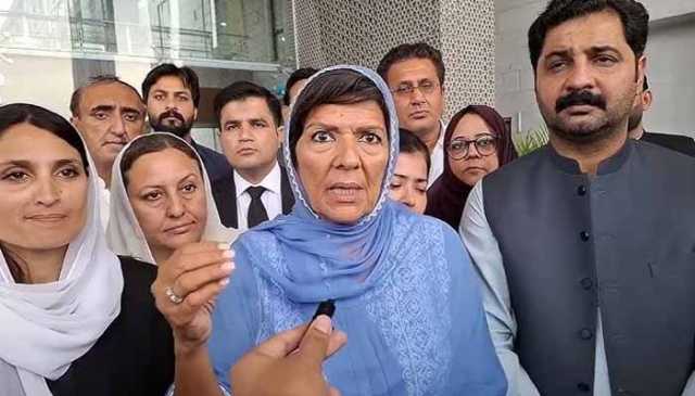 علیمہ خان کے پانچویں مرتبہ ناقابل ضمانت وارنٹ گرفتاری جاری