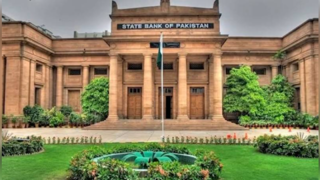 غیر ملکی سرمایہ کاری میں اضافے سے ملکی معیشت مستحکم، اسٹیٹ بینک کا اعتراف