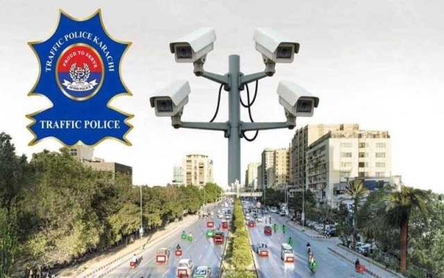 شہر قائد میں ای چالان کا نفاذ، صرف 6 گھنٹے میں2 ہزار 662 الیکٹرانک چالان جاری