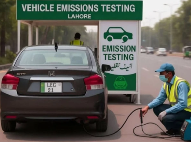 پنجاب میں بغیر گرین اسٹیکر گاڑیوں کے خلاف کارروائی کا فیصلہ