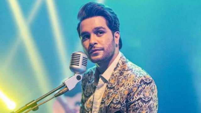 عاصم اظہر نے نیا نام اور پہلا انڈیپنڈنٹ میوزک البم متعارف کرانے کا اعلان کردیا