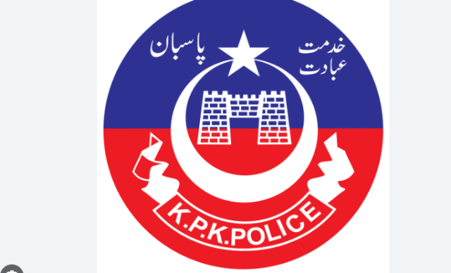 خیبر پختونخوا میں کارروائی , 14 پولیس اہلکار منشیات فروشوں سے رابطوں پر معطل