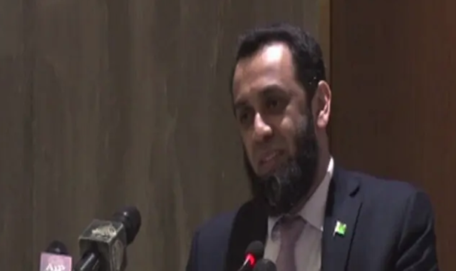 پاکستان اور ایران نے حالیہ جنگوں میں ثابت کیا ہم بہت مضبوط لوگ ہیں:عطا تارڑ