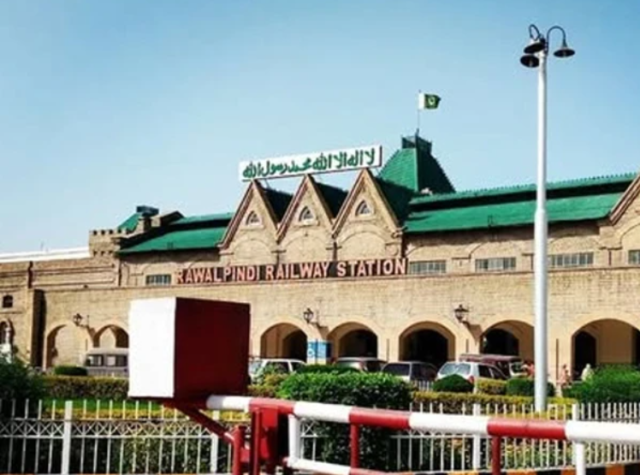 راولپنڈی سیف اینڈ اسمارٹ ریلوے اسٹیشن کا افتتاح کر دیا گیا