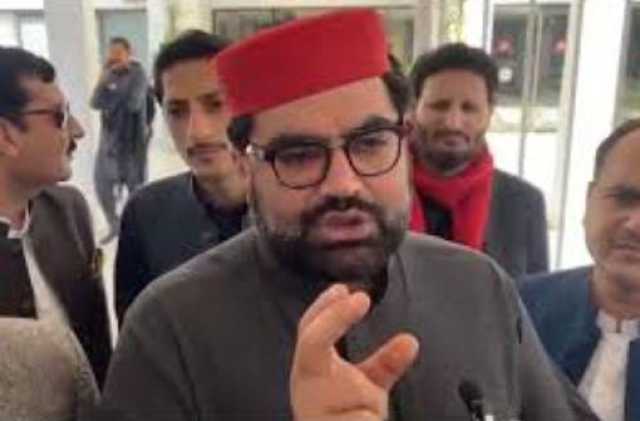 سہیل آفریدی اپنے لیڈر کی جنگ لڑیں لیکن وہ عدالت سے ہی ممکن ہوگی۔ ایمل ولی