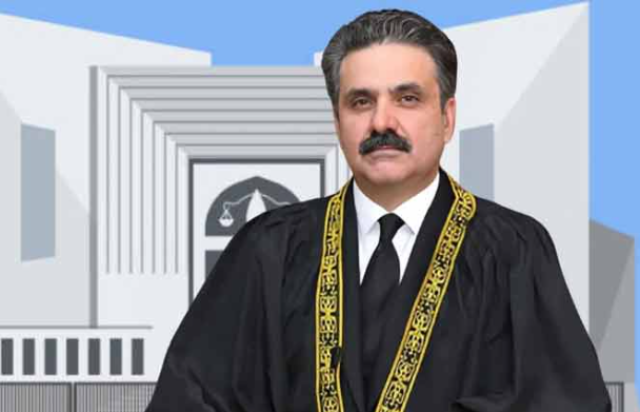 چیف جسٹس آف پاکستان آئندہ ہفتے بیرونِ ملک روانہ ہوں گے