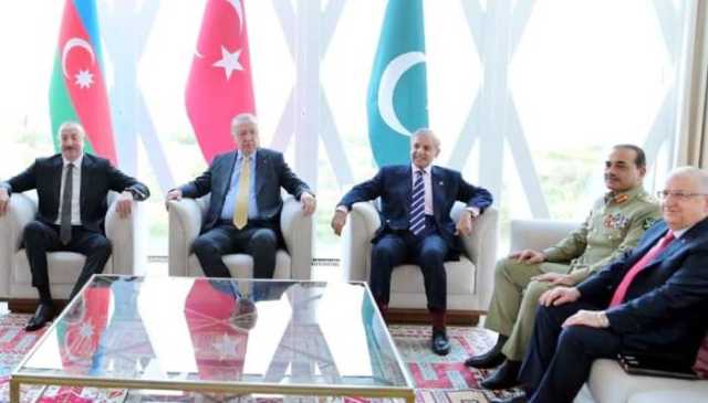 وزیراعظم شہباز شریف سے ترک صدر کی ملاقات، فیلڈ مارشل بھی شریک