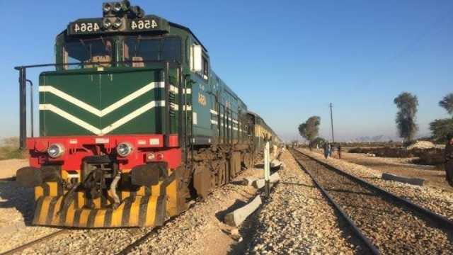 کوئٹہ اور پشاور کے درمیان چلنے والی ٹرین سروس 13 نومبر تک معطل