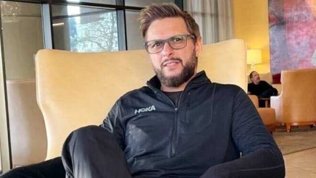 ذہن بدل لیا، سیاست سے دور رہنا چاہتا ہوں: شاہد خان آفریدی