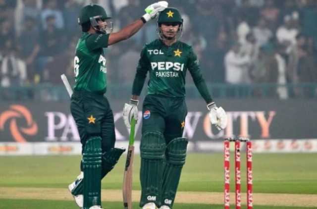 ٹی ٹوئنٹی سیریز: پاکستان اور جنوبی افریقہ کے درمیان تیسرا اور فیصلہ کن میچ آج کھیلا جائے گا۔