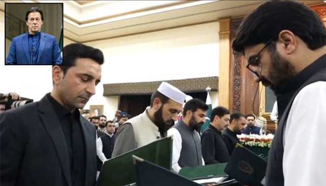 خیبر پختونخوا کی 13 رکنی کابینہ تشکیل، عمران خان کی ہدایات نظر انداز