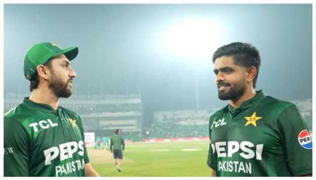 مجھے اتنا کیوں بھگایا؟ پروٹیز سے جیت کے بعد سلمان آغا کا بابر سے دلچسپ انٹرویو