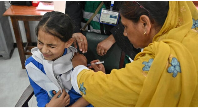 ملک بھر میں خسرہ اور روبیلا سے بچاؤ کی ویکسینیشن مہم کا آغاز