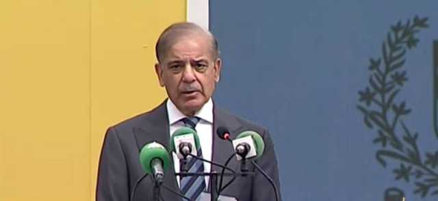 کراچی کینٹ اسٹیشن کی اپ گریڈیشن دیکھ کر بہت خوشی ہوئی ہے:وزیراعظم