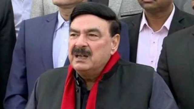 عدالت کے حکم کے باوجود مجھے عمرے پر نہیں جانے دیا گیا: شیخ رشید