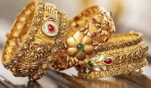 فی تولہ سونا 7 ہزار روپے سستا، عالمی مارکیٹ میں بھی کمی