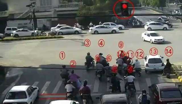 دوسرے صوبوں کی گاڑیوں کے بھاری ای چالان بھی کراچی والوں کے گلے پڑنے لگے