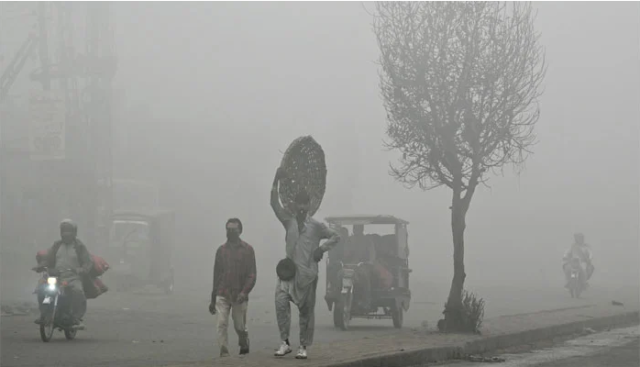 پنجاب کے مختلف شہروں میں فضائی آلودگی کی شدت برقرار