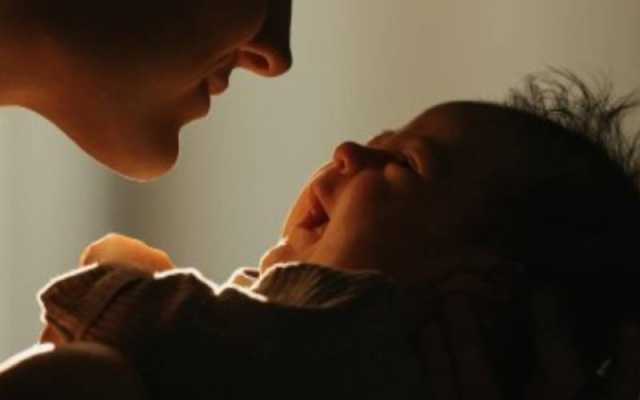 پنجاب میں حاملہ خواتین اور 2سال سے کم عمر بچوں کی ماں کیلئے آغوش پروگرام شروع