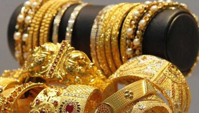 سونے کی قیمت ایک بار پھر آسمان کو چھونے لگی، فی تولہ 7400روپے مہنگا