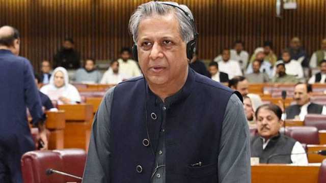 سینیٹ سے منظور 27 ویں آئینی ترمیم بل قومی اسمبلی میں پیش، اپوزیشن کا احتجاج